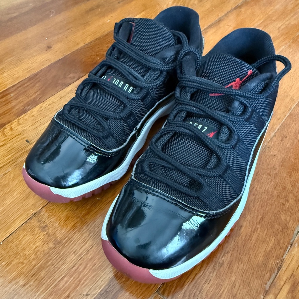 Jordan Kids Black and Red Sneakers
